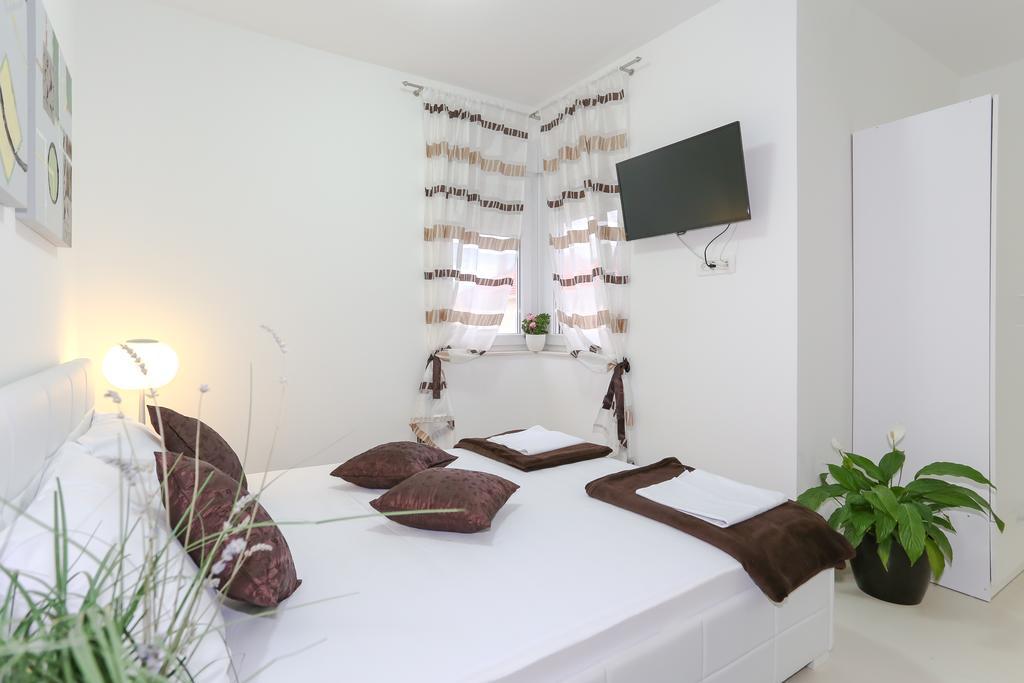 The Tribunj Suites Εξωτερικό φωτογραφία