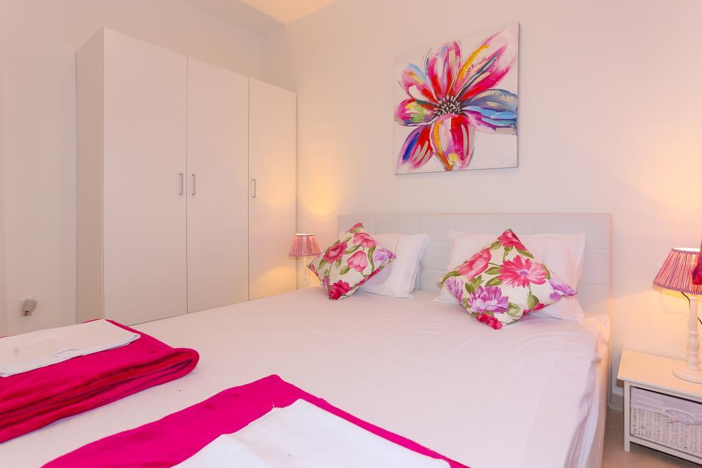 The Tribunj Suites Εξωτερικό φωτογραφία